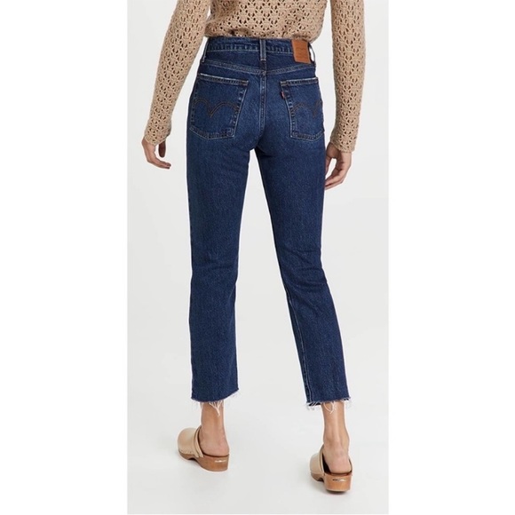 Levi’s wedgie straight jeans raw hem NWT 27 - Picture 2 of 16